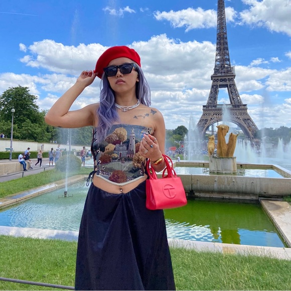 Red small telfar bag - Picture 2 of 4